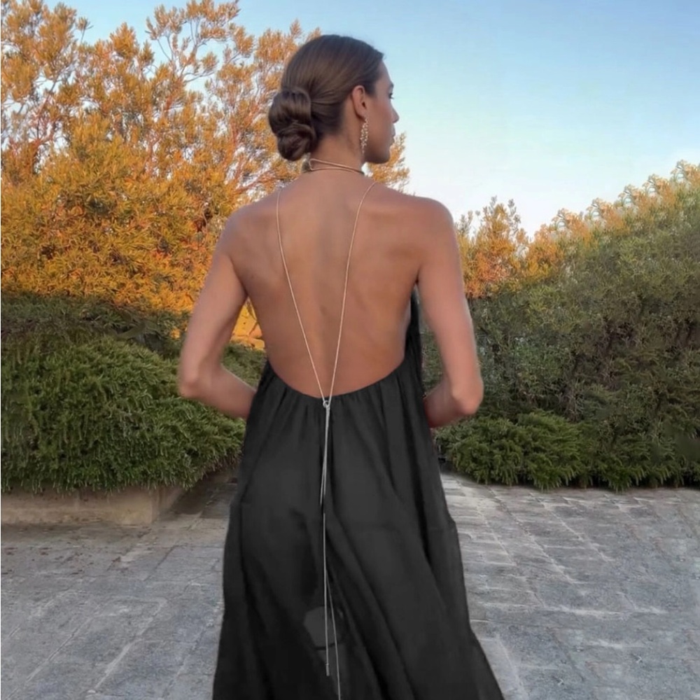 Elegant Black Backless Dress